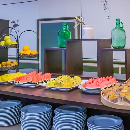 酒店 Yit纯正之路酒店 4*